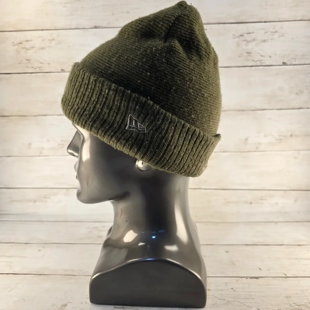 New Era Denver Broncos Salute to Service Beanie Olive Green NFL Knit Hat USA